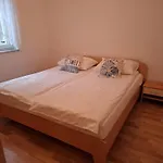 2 Apartments, 150 M From The Beach, Garden & Barbecue