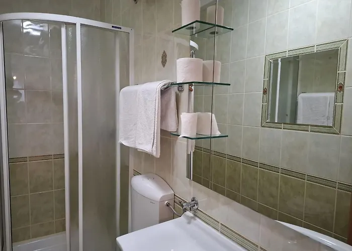 2 Apartments, 150 M From The Beach, Garden & Barbecue Kruševo
